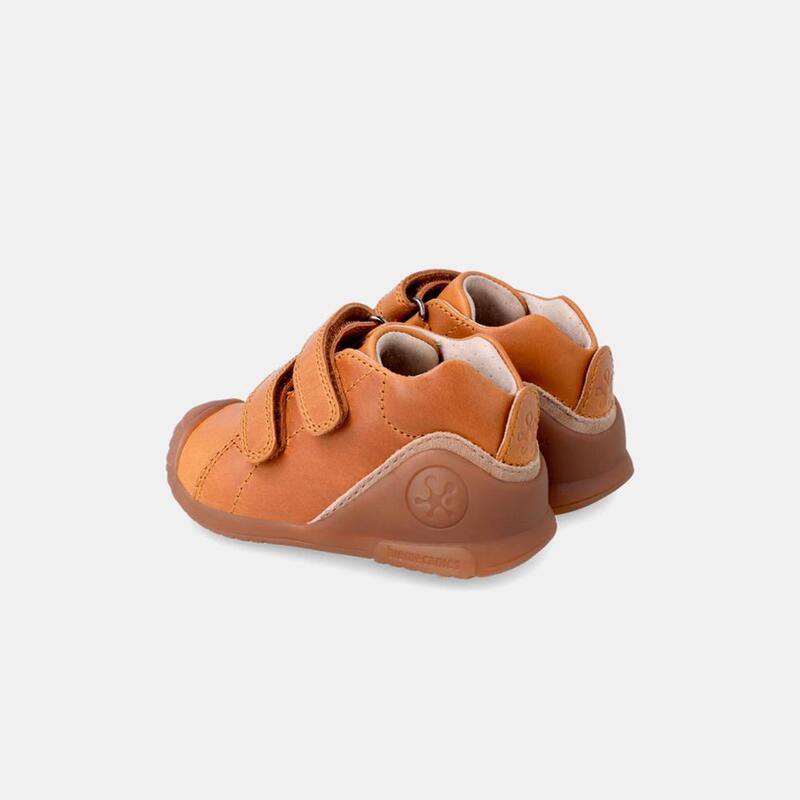 Botines Biomecanics De Piel De Bebé Niño  En Marrón Con Velcro