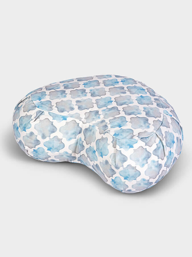 Yoga Studio EU Organic Buckwheat Abstract Crescent Cushion - Blue Arabesque 2/3