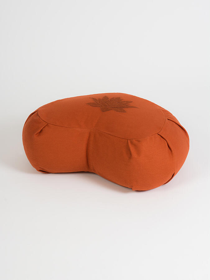 Yoga Studio Crescent Lotus Organic Zafu Buckwheat Cushion - Terracotta 2/3