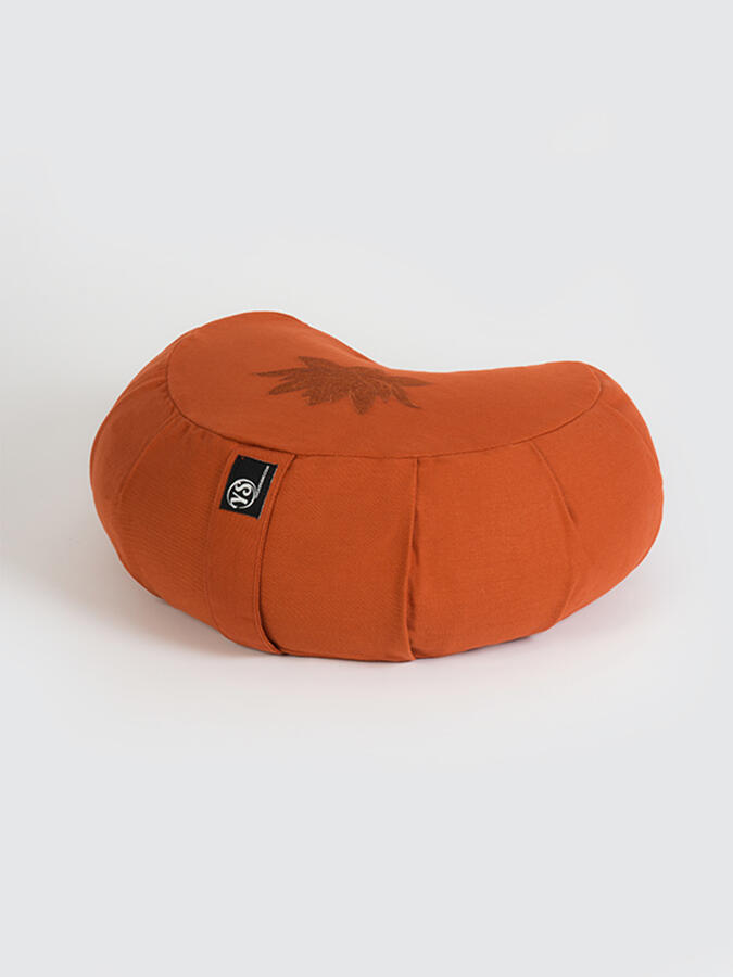 Yoga Studio Crescent Lotus Organic Zafu Buckwheat Cushion - Terracotta 1/3