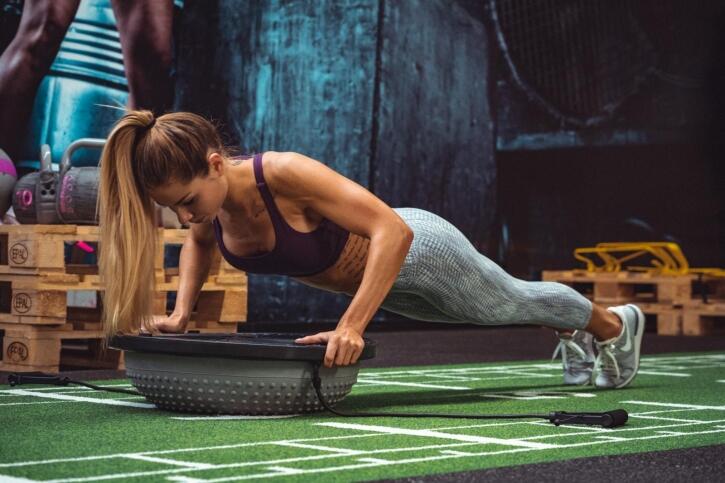 Women's Health - Balance Ball 5/5