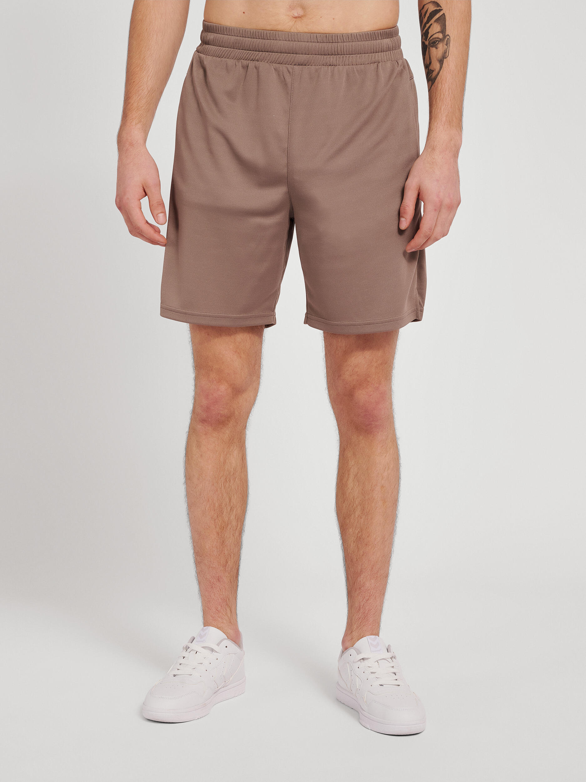 gris kaki