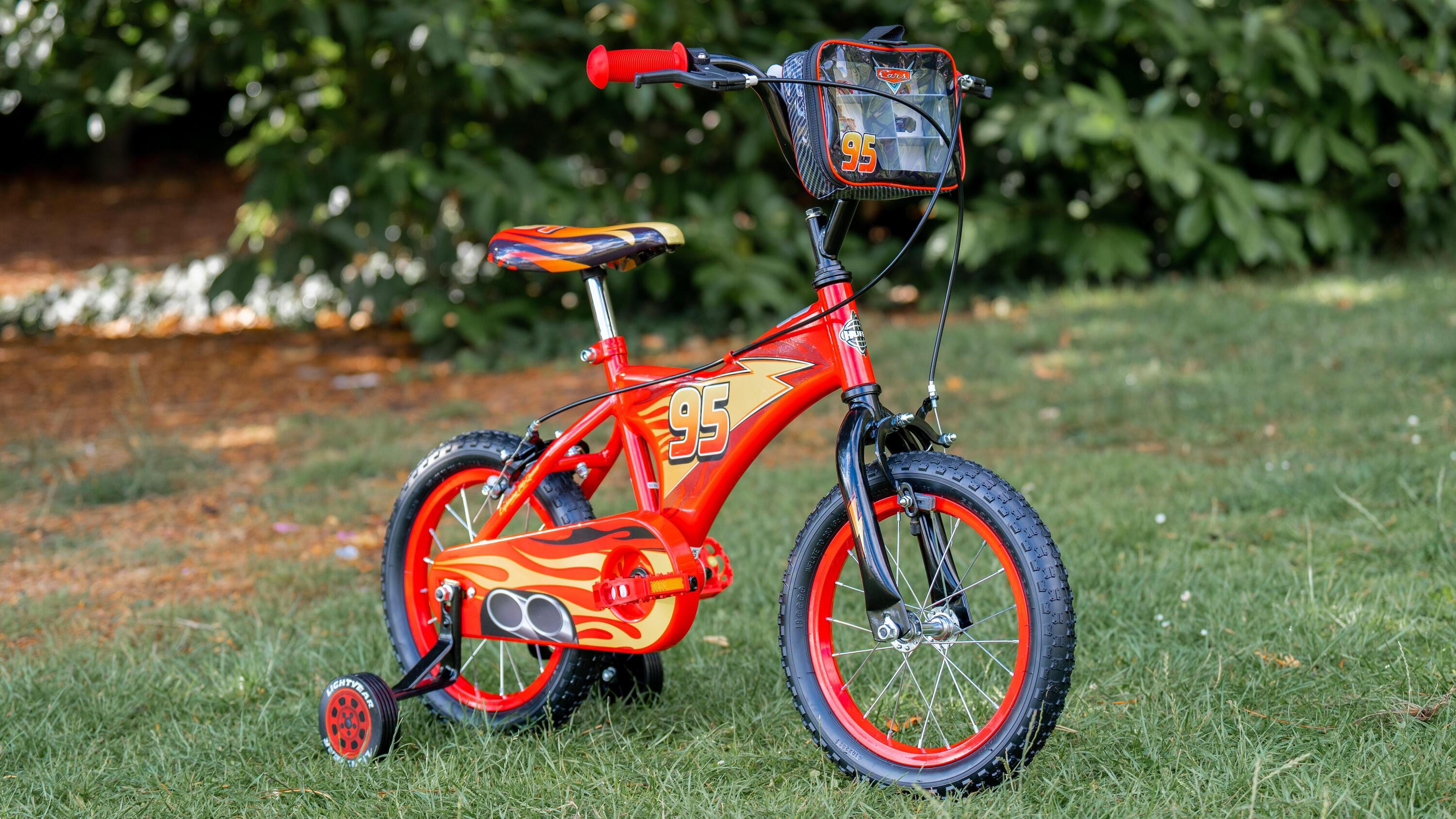 Huffy Disney Cars 14 inch Kids Bike + Stabilisers For Boys or Girls 2/8