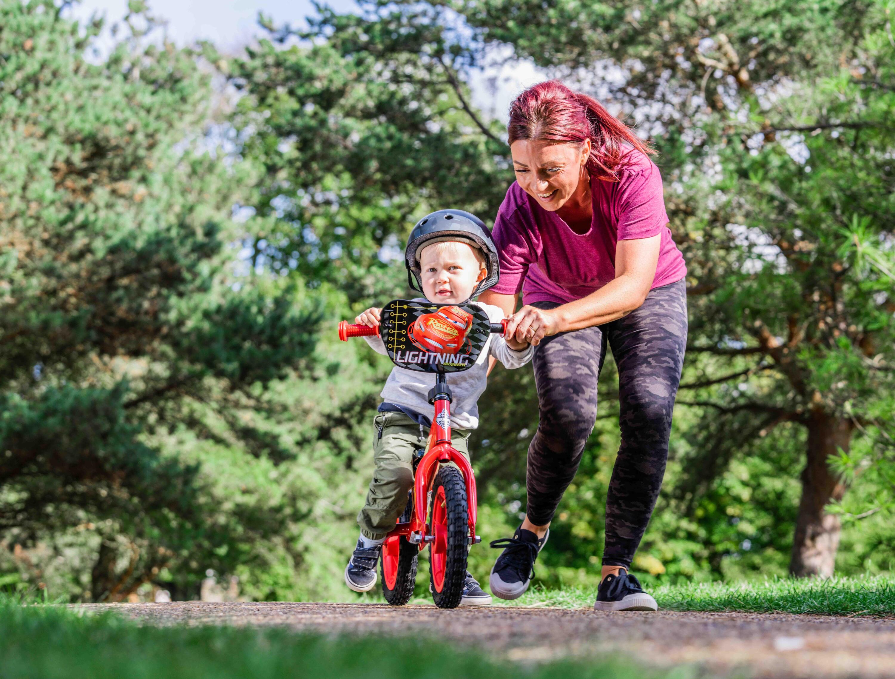 Huffy Disney Cars Balance Bike for Kids 2 - 4 yrs ft Lightning McQueen 3/6