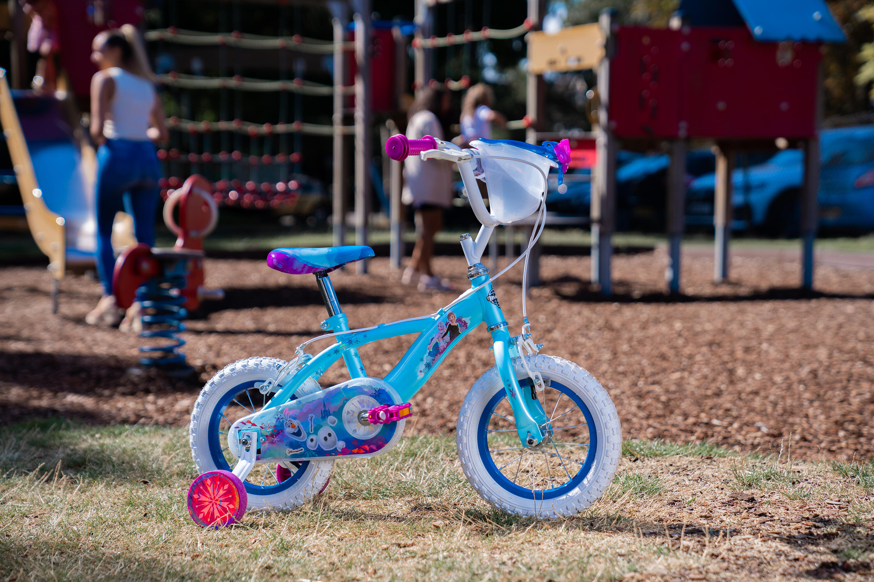 Huffy Disney Frozen Girls Bike - 12 Inch Wheel 3 - 5 Year Old + Stabilisers 2/8