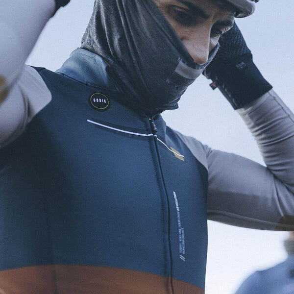 Nekwarmer Bandana Merino Moonbah Black Lead 3/4