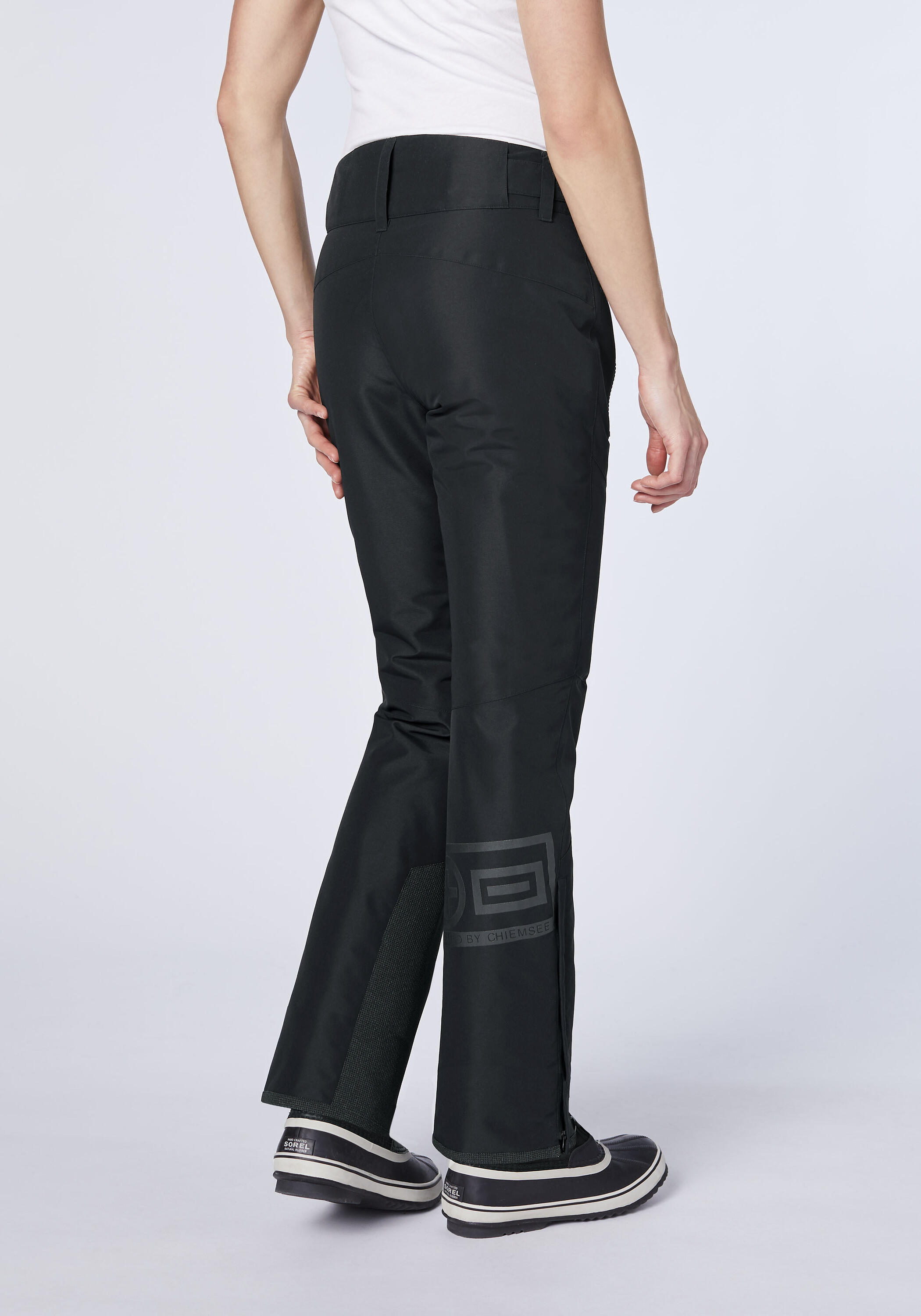 Skihose im cleanen Look 5/7