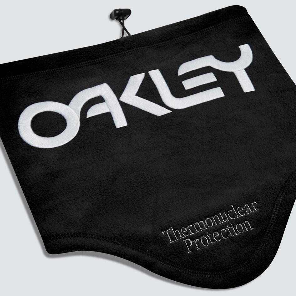 Cubrecuello Oakley TNP 2/2