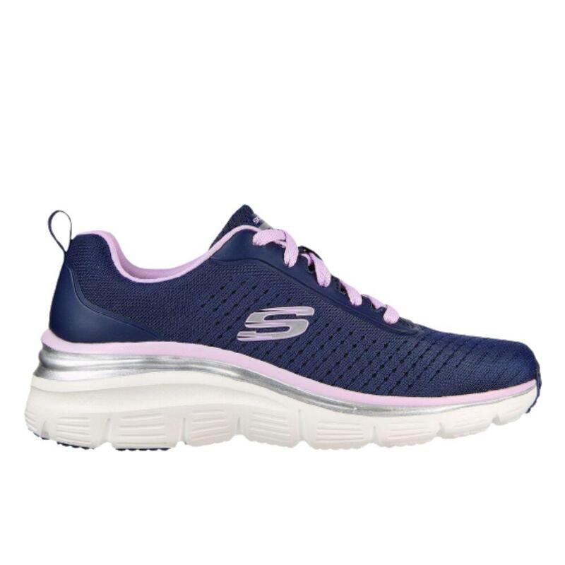 Zapatillas de senderismo Skechers Fashion Fit-Make Moves para mujer. Azul marino