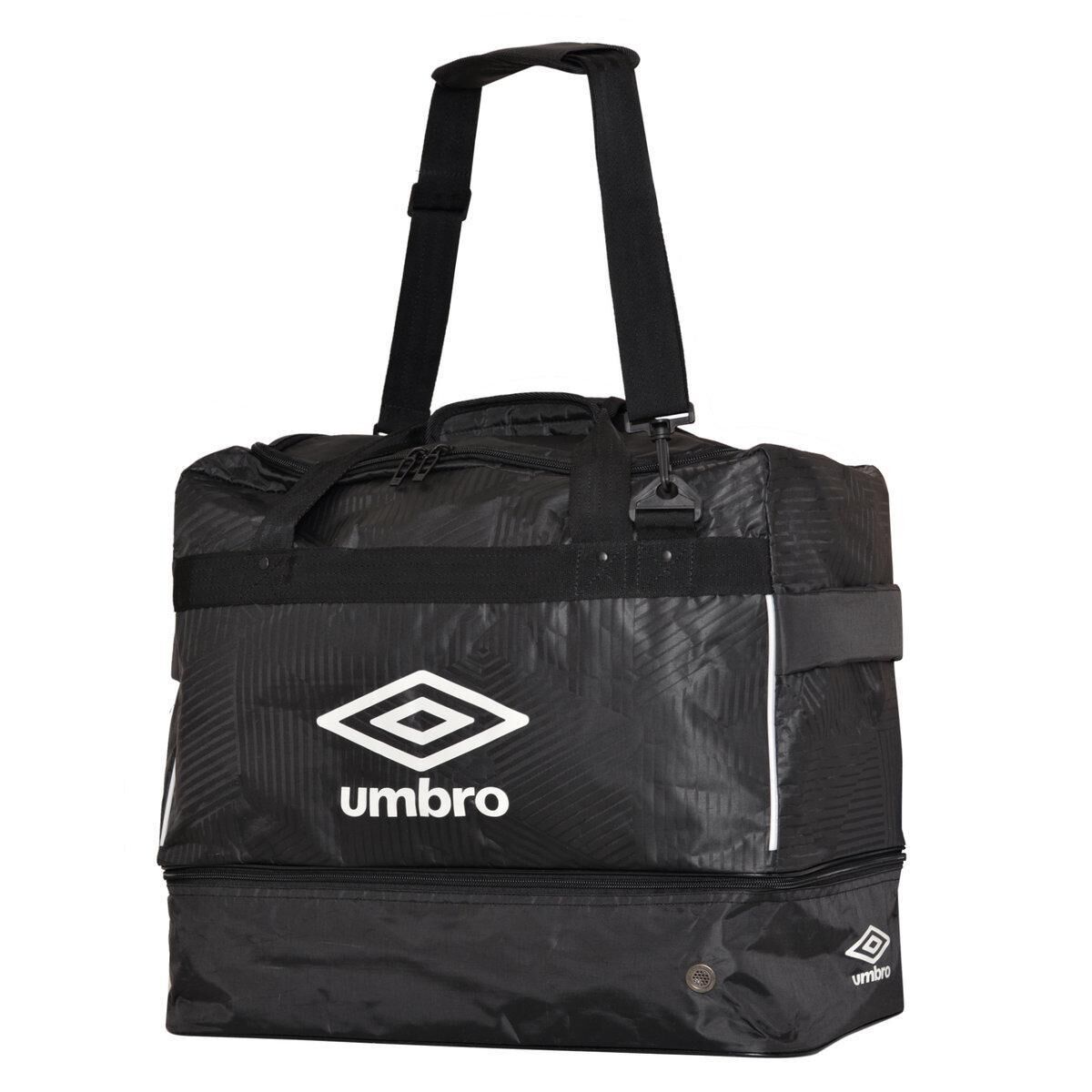 UMBRO Childrens/Kids Maxium Holdall (Black/White)