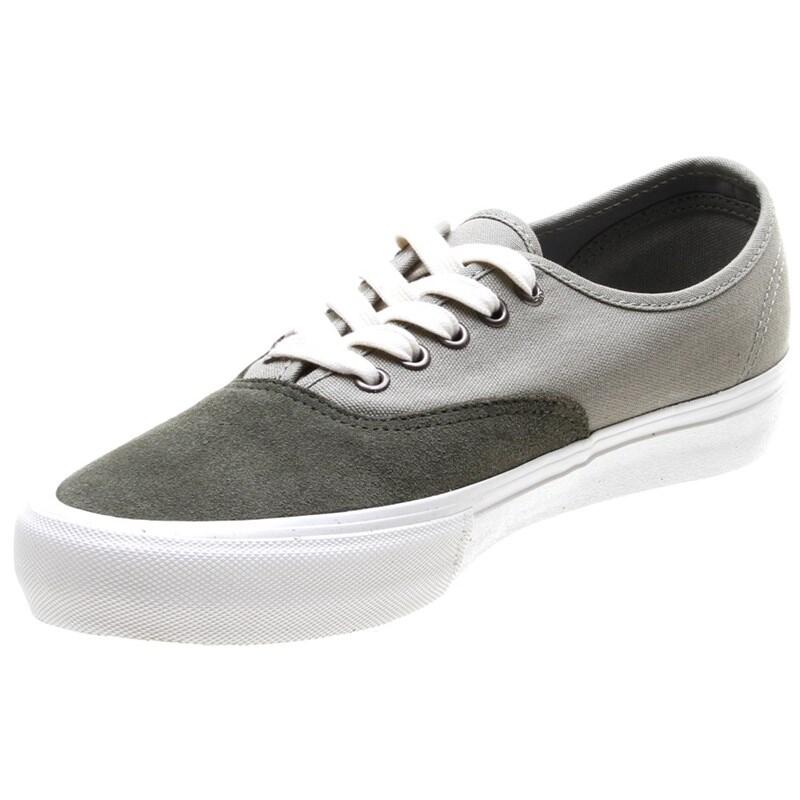 Vans Authentic Pro Grape Leaf/Laurel Oak Shoe VN0A3479VET 1/1
