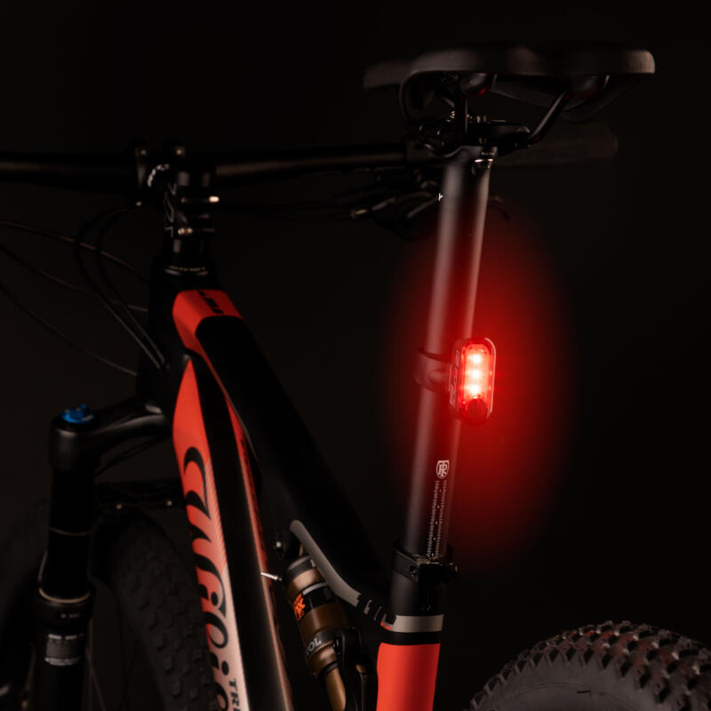 Lampka rowerowa LED Force Pill 12Lm tylna