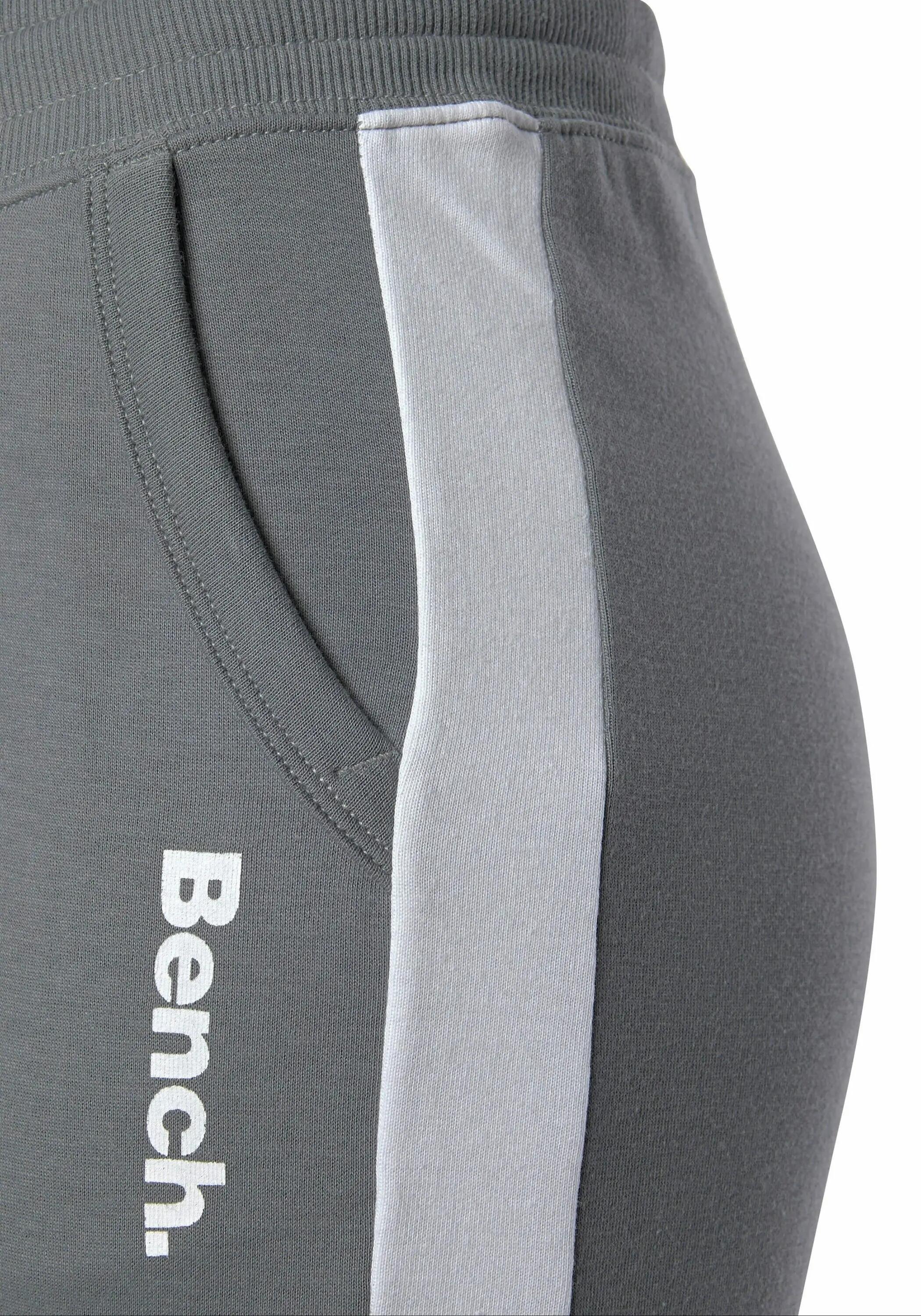 Damen Bench. Sweathose 6/7