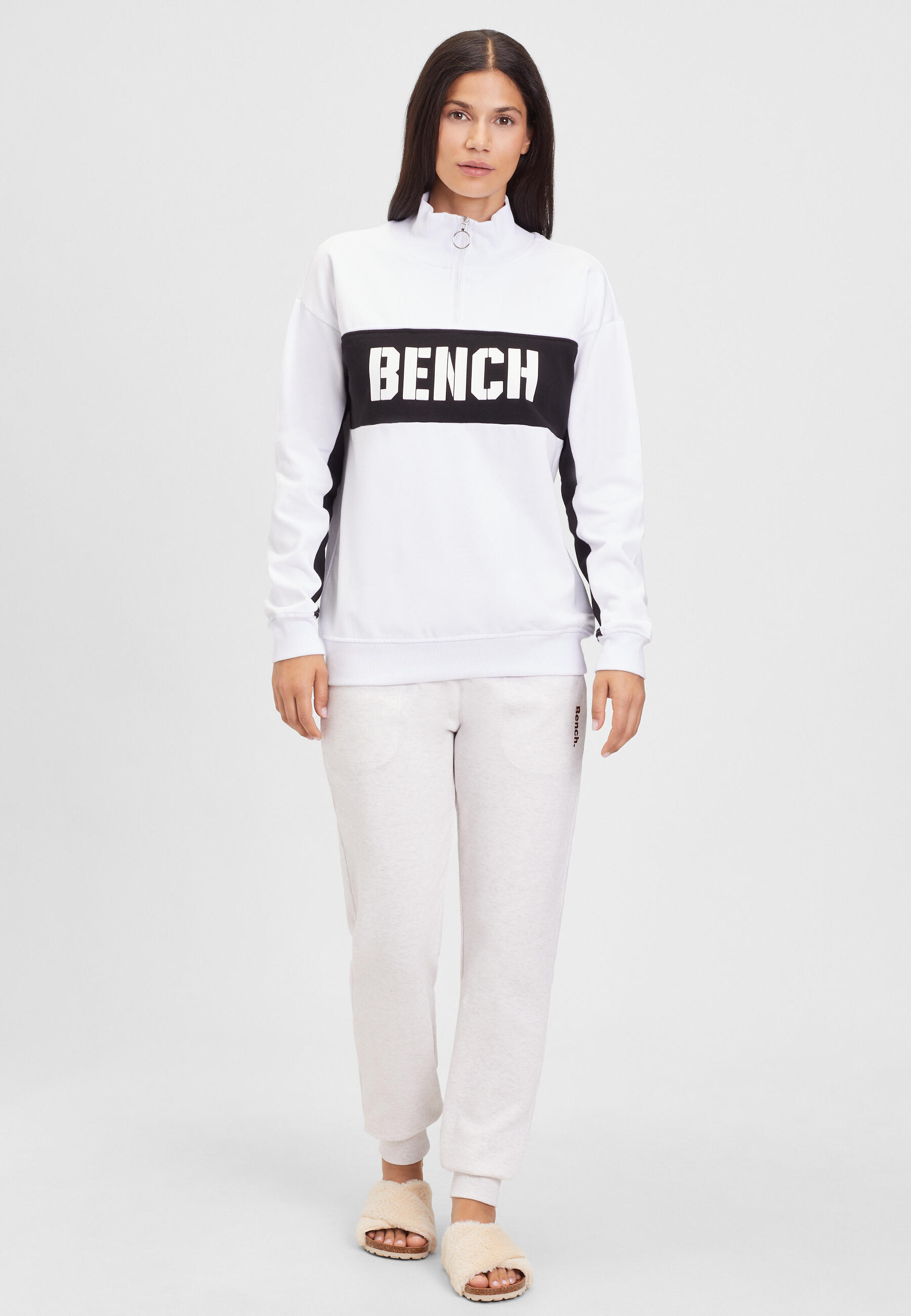 BENCH picture