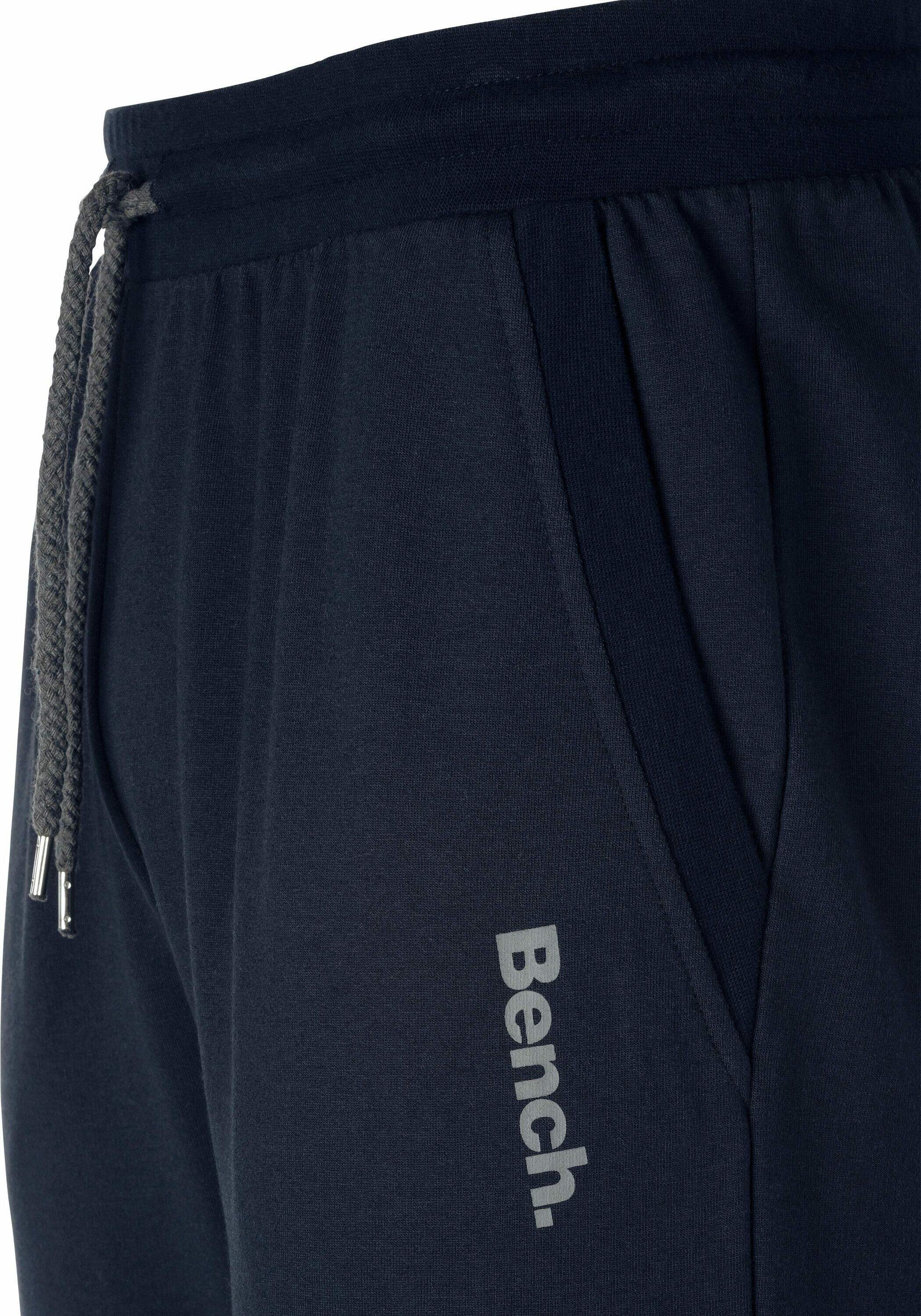 Herren Bench. Sweathose 4/6