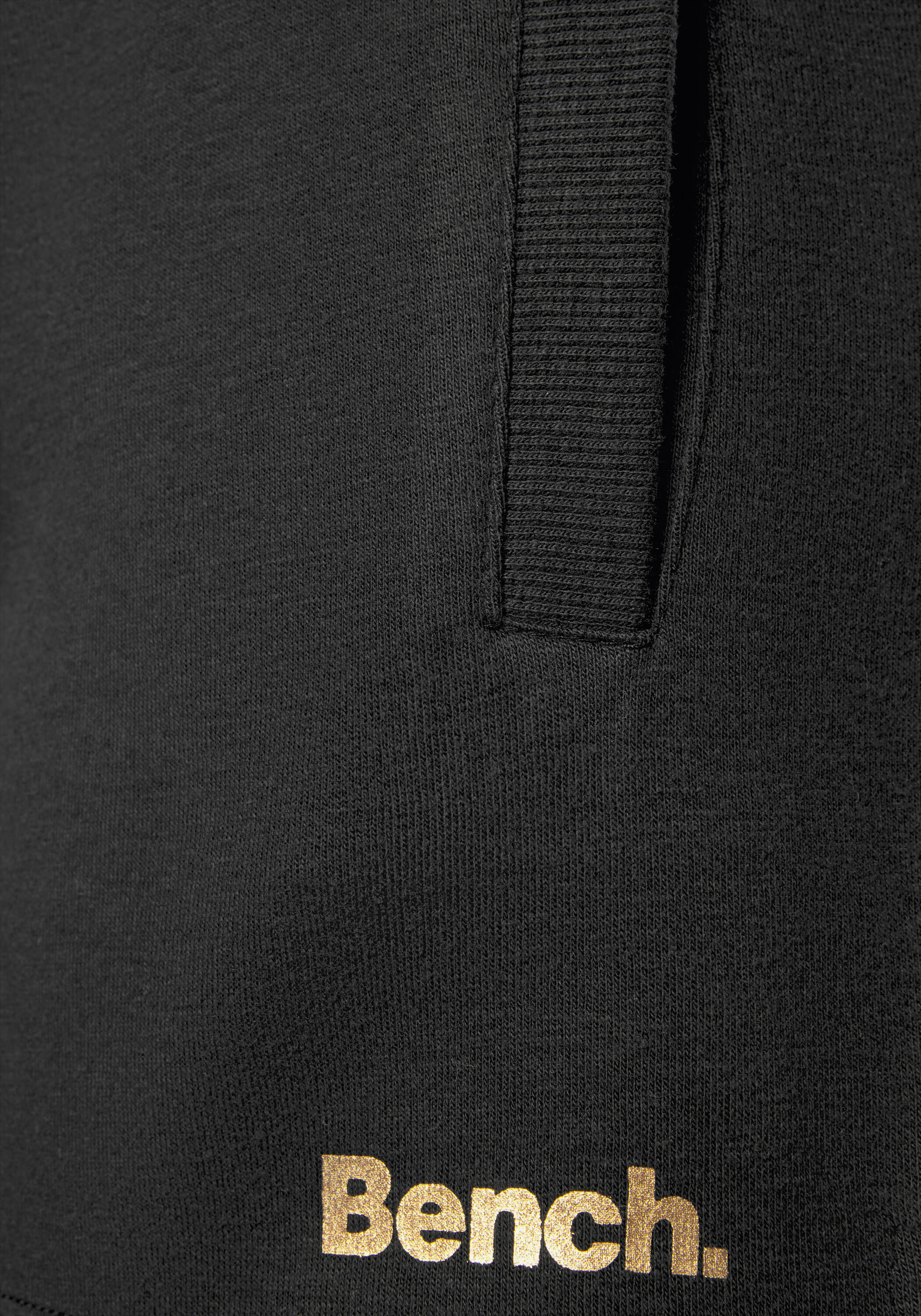 Damen Bench. Relaxshorts 4/6