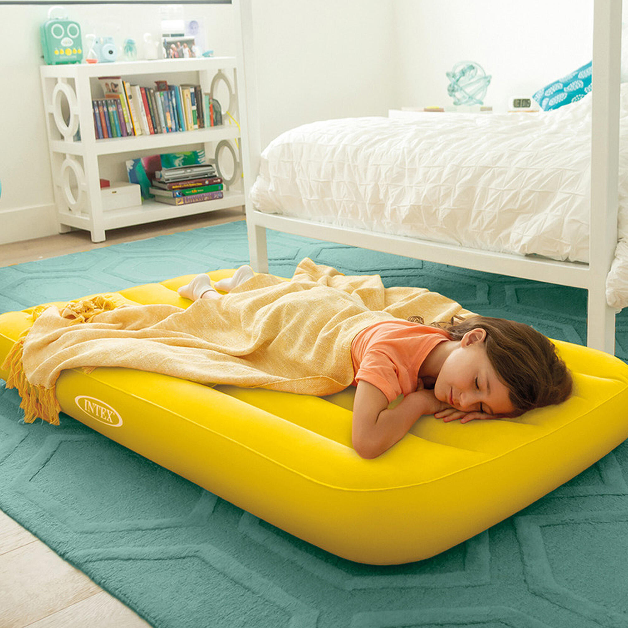 Intex Cozy Kidz matelas gonflable enfant - jaune 4/6