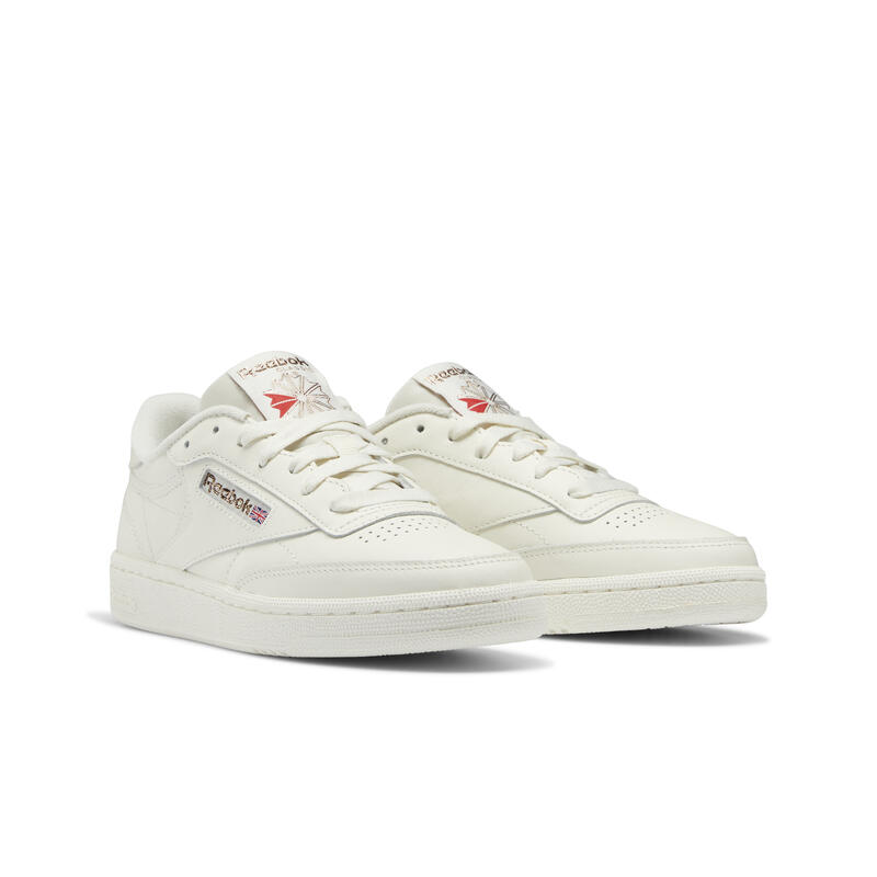 Pantofi Reebok Club C 85 din piele albă