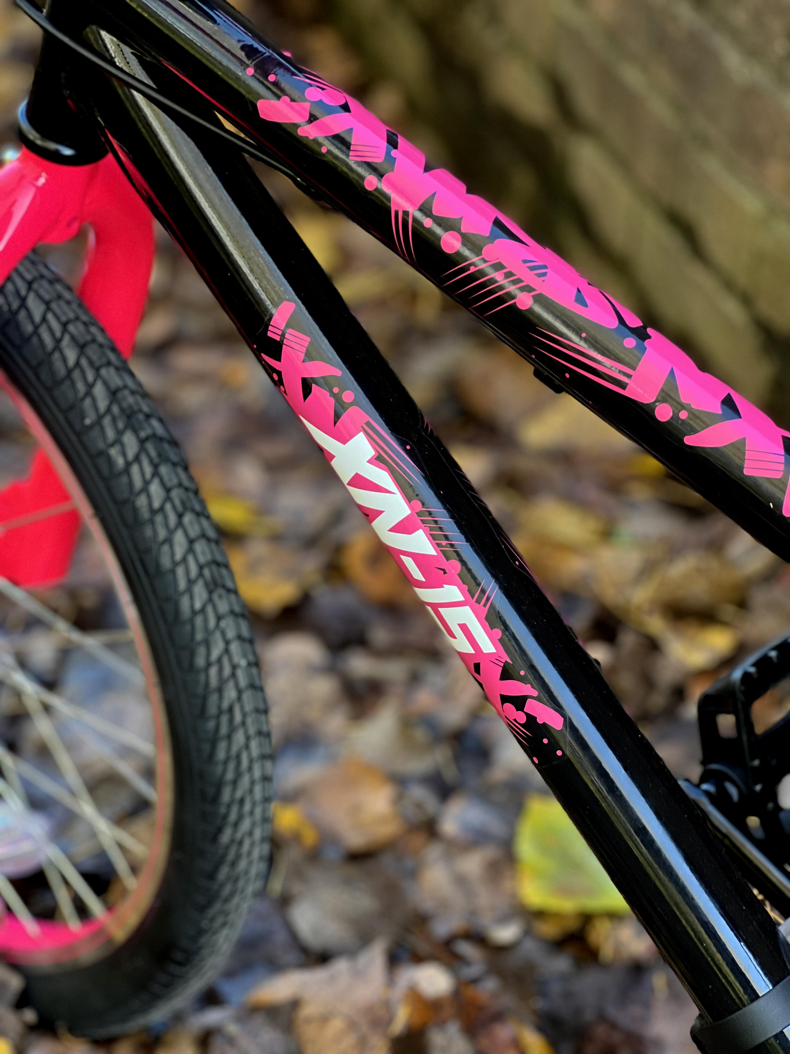 XN-15-20 Kids 20In BMX Bike - Black/Flu Pink | Decathlon