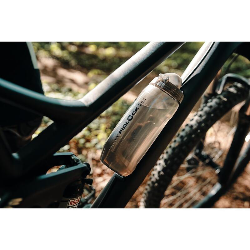 TWIST Bottle 590 + Bike Base Set - transparant zwart