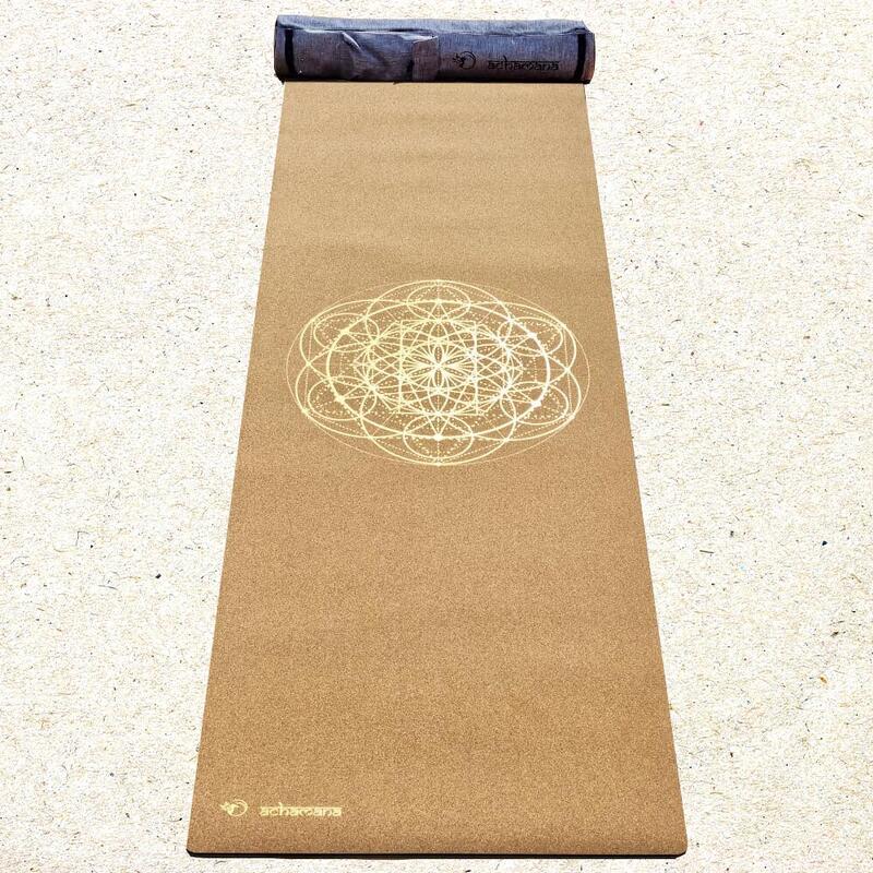 Tapis de yoga caoutchouc & liège XXL 4mmx68cmx2,15m Fleur de vie or + Sac  yoga