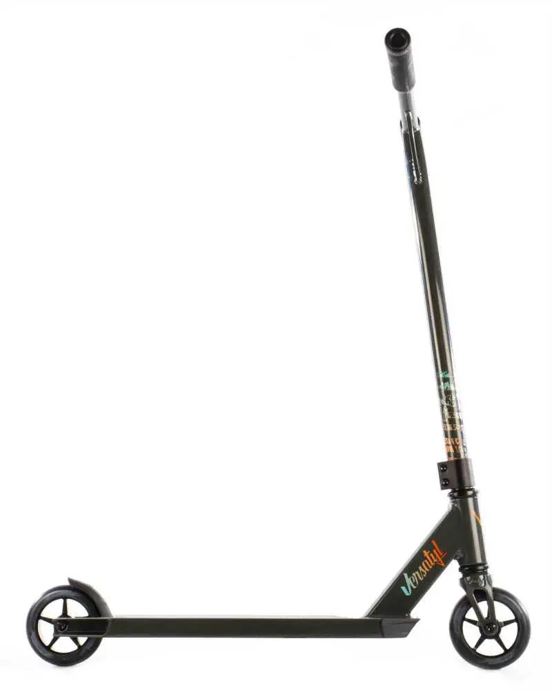 VERSATYL Trottinette Freestyle Cosmopolitan V2 Noir 2/5