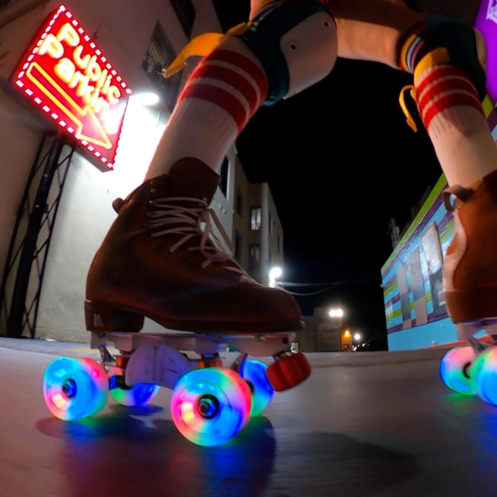 MOXI COSMO GLOW LED ROLLER SKATE WHEELS - GALAXY GREEN – 62MM 80A – SET OF 4 5/5
