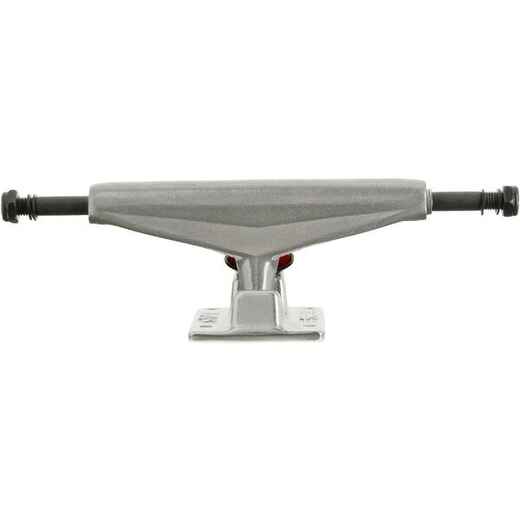 
      Truck Fury na skateboard s kovanou baseplate veľkosti 8" (20,32 mm)
  