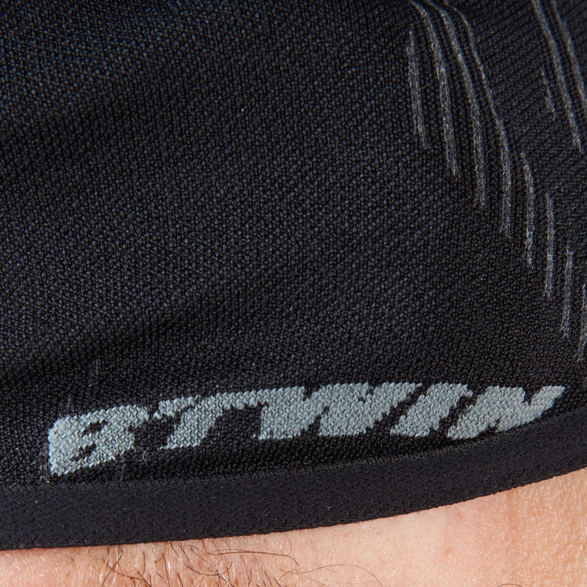 500 Seamless Cycling Headband - Black 2/2