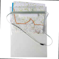Supple map pouch for hiking and orienteering