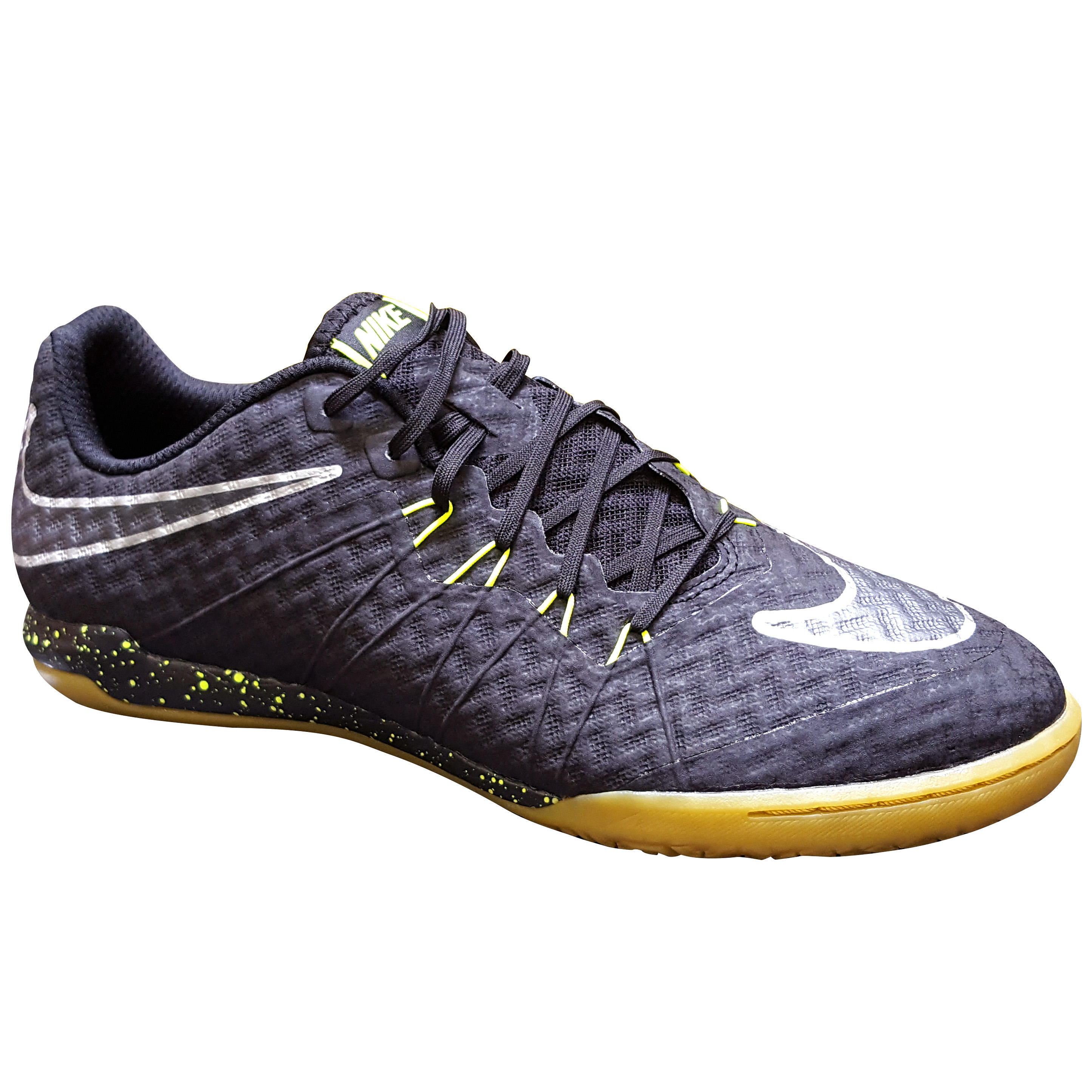 chaussure foot salle hypervenom