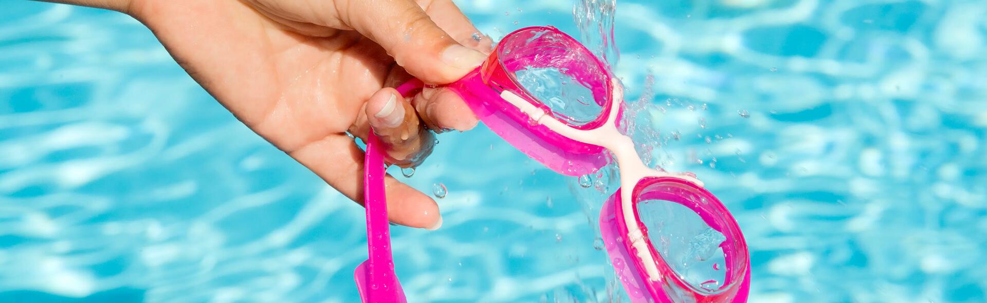 CONSIGLI PER LA MANUTENZIONE PULIZIA ATTREZZATURE NUOTO