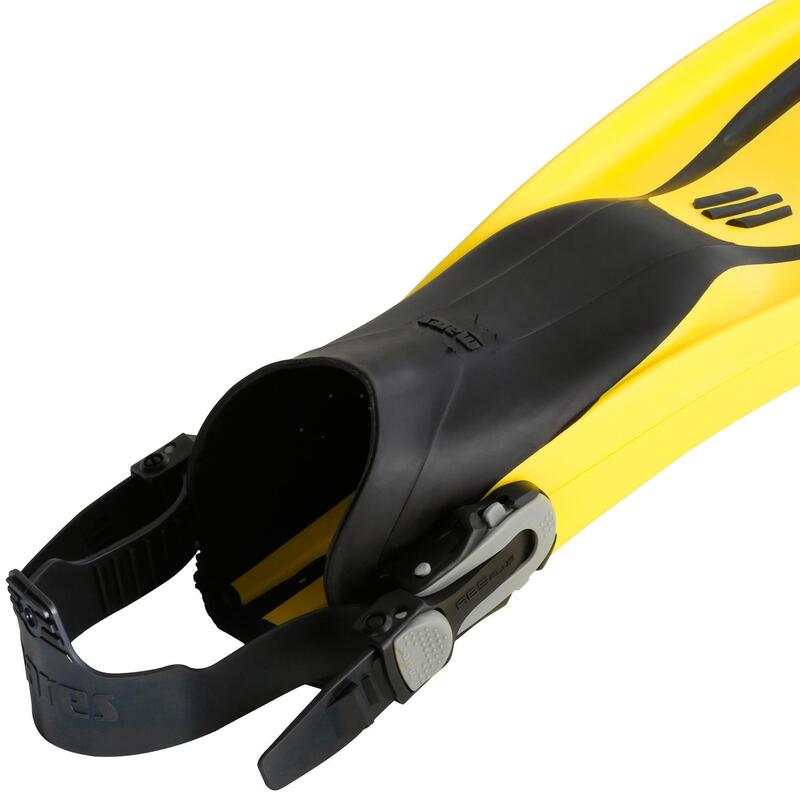 Aletas regulables de buceo MARES AVANTI TRE SUPERCHANNEL ABS amarillo y negro