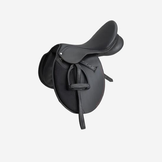 Selle polyvalente synthétique équipée équitation cheval SYNTHIA noir 17"5
