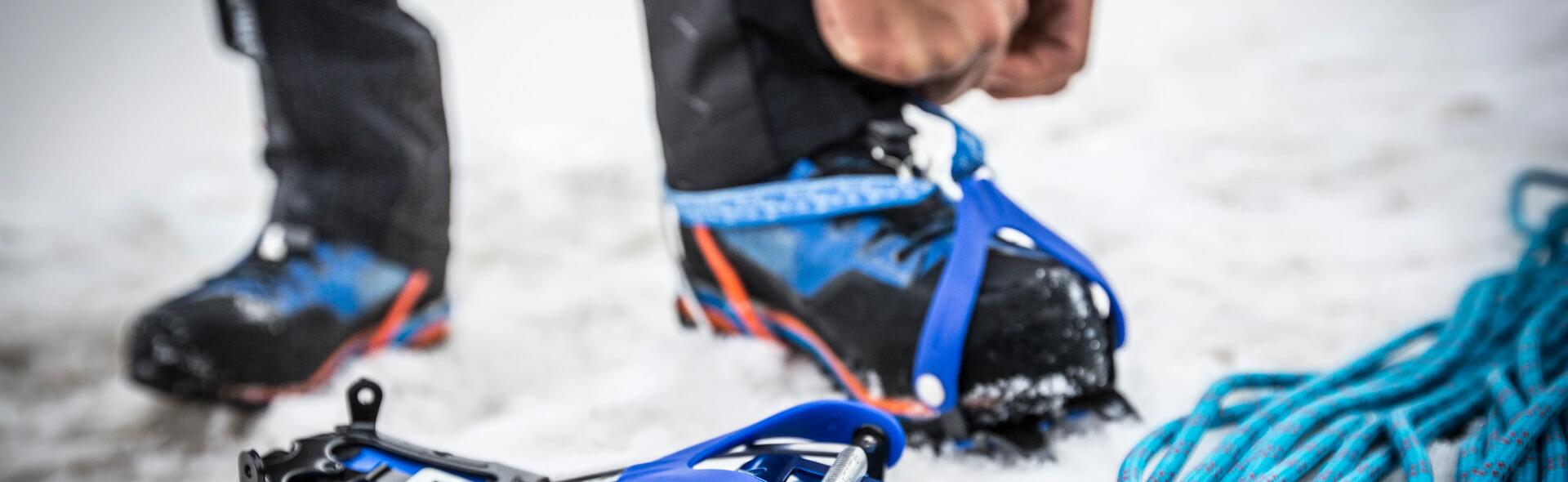 CRAMPONS