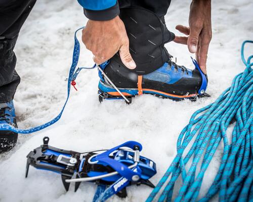 crampons climbing