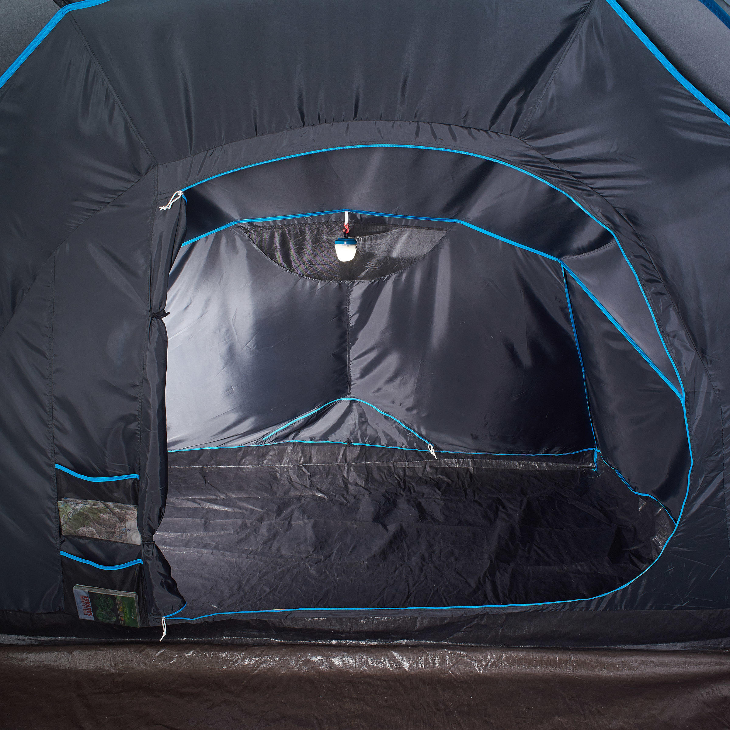 4-Person Inflatable Camping Tent, Air Seconds Fresh & Black - QUECHUA
