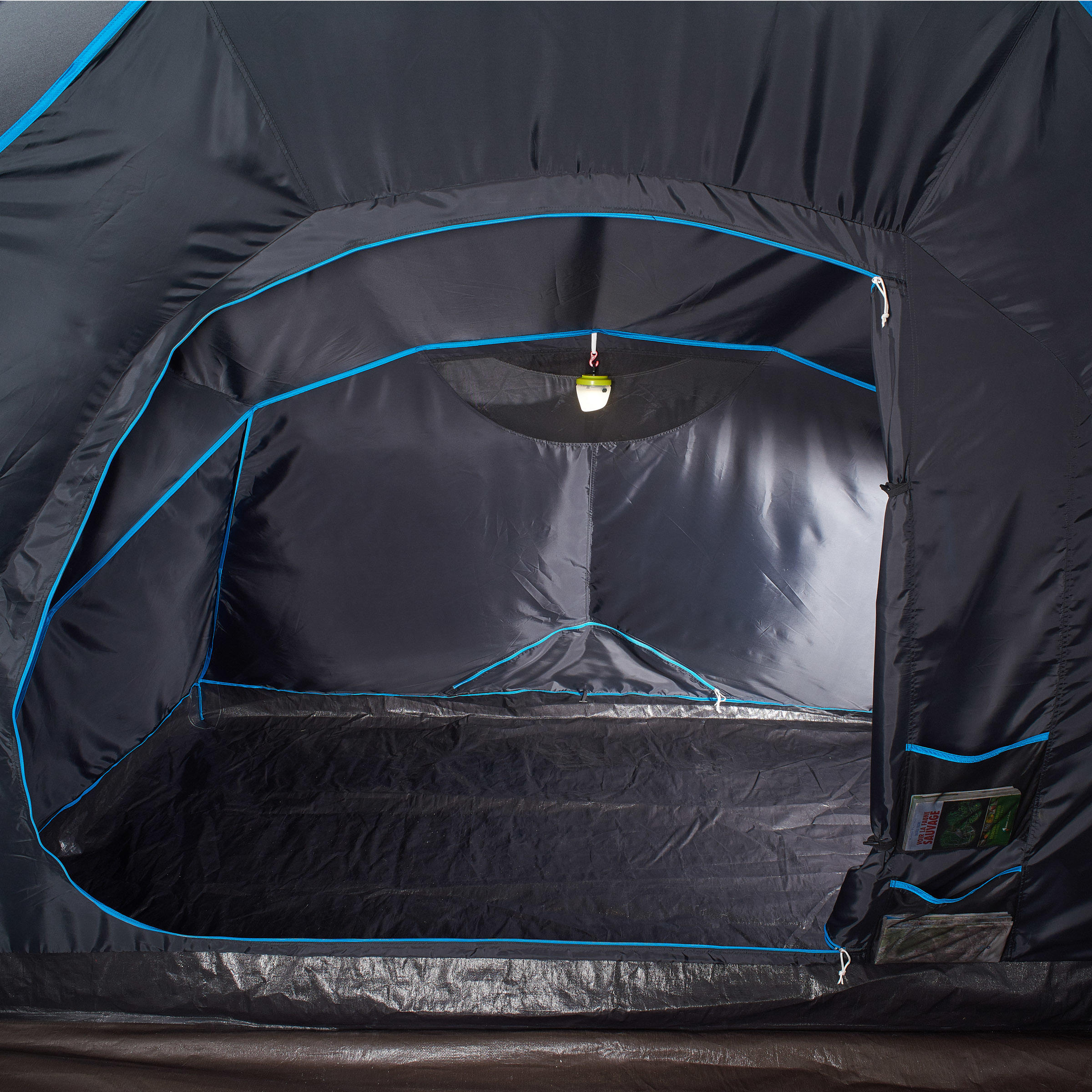 4-Person Inflatable Camping Tent, Air Seconds Fresh & Black - QUECHUA