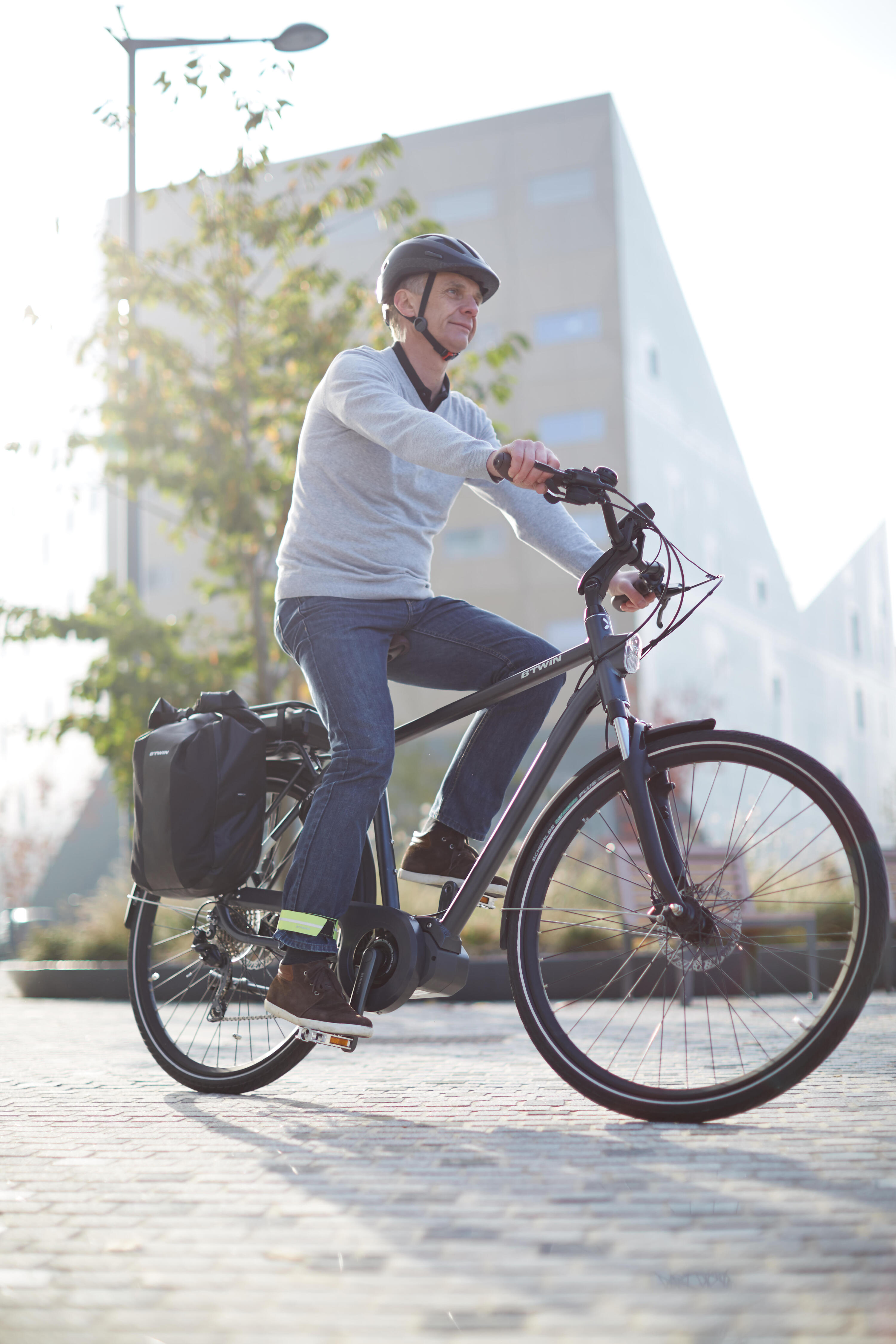 Second Life - Elops 940 E High Frame Electric City Bike - GOOD 2/14