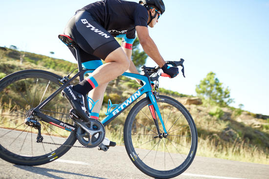 VELO ROUTE ULTRA 740 CF TEAM EDITION VELO ROUTE ULTRA 740 CF TEAM EDITION