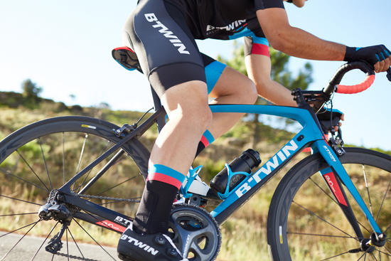 VELO ROUTE ULTRA 740 CF TEAM EDITION VELO ROUTE ULTRA 740 CF TEAM EDITION