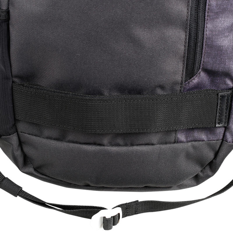 Gördeszkás hátizsák MID, 23 l, tarkás fekete 