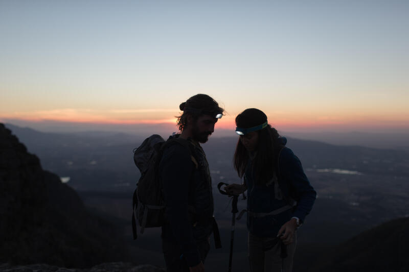 Czołówka trekkingowa Forclaz Onnight 100 - 80 lumenów