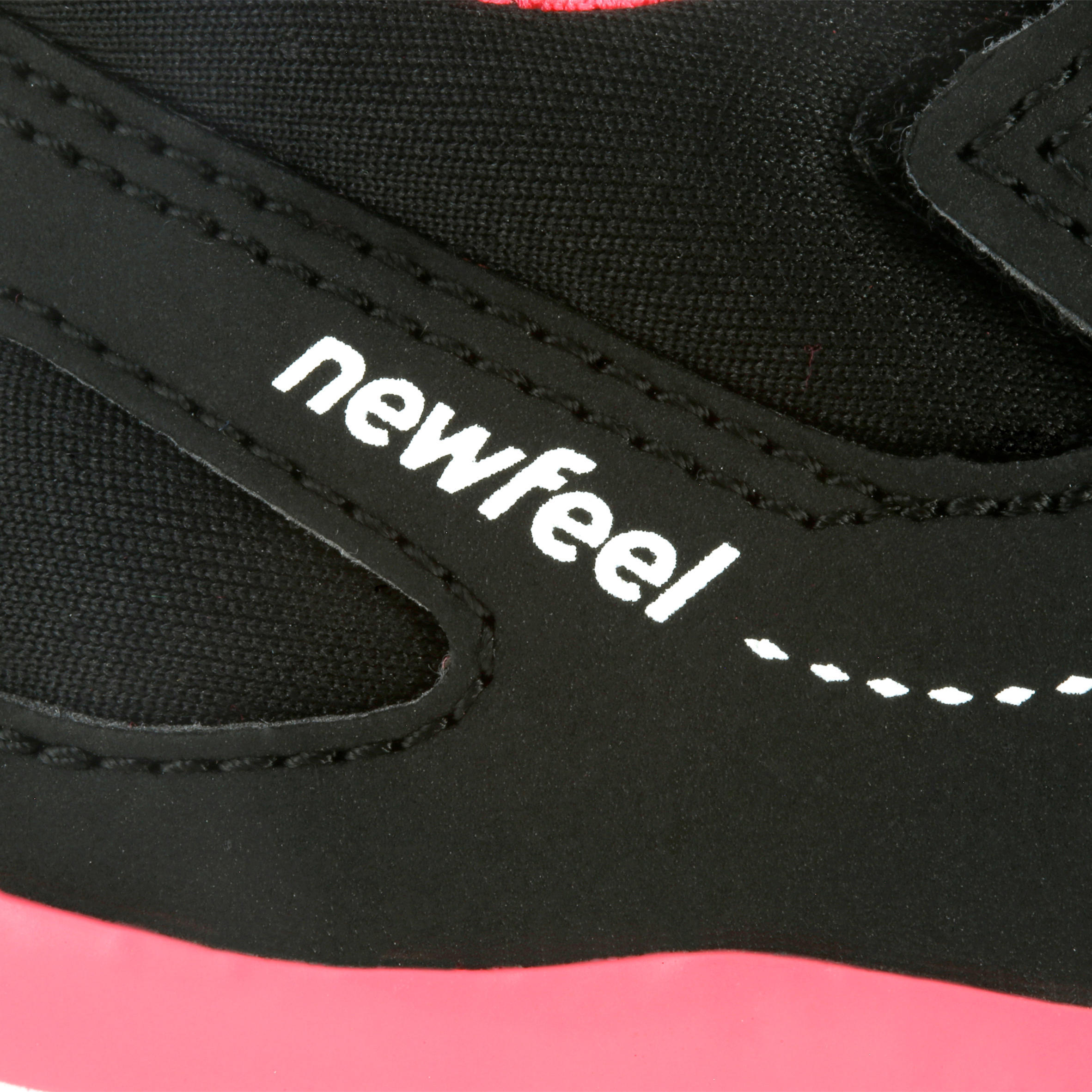 Kids' lightweight and breathable rip-tab trainers, black/pink 6/12