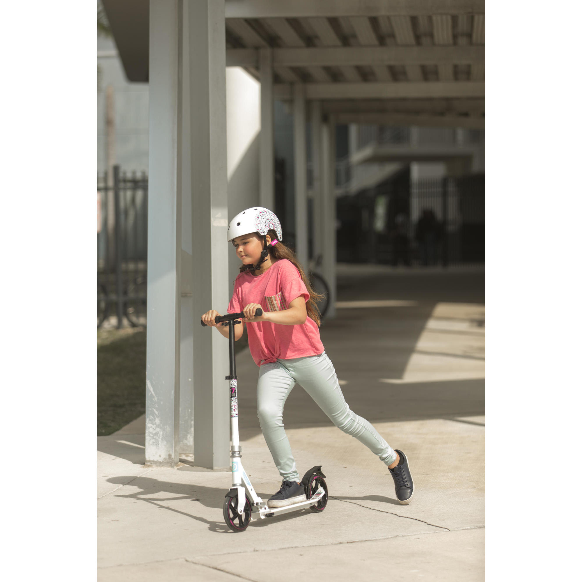 Шлем для катания на роликах, скейтборде, самокате белый PLAY 7 Mandala OXELO