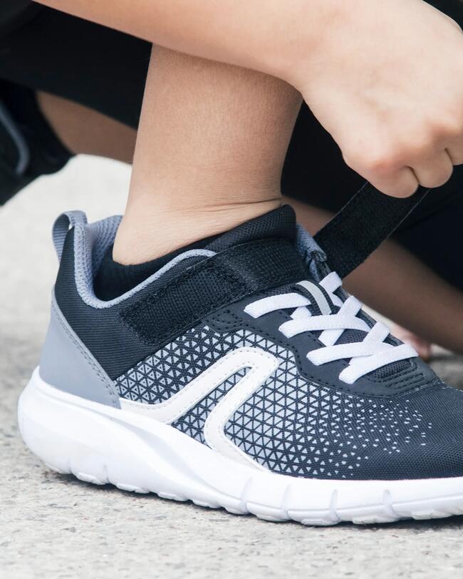 KIDS’ LIGHT & BREATHABLE RIP-TAB TRAINERS 