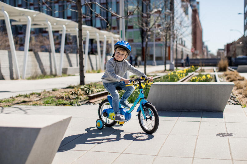 Jaki wybrać rower dla 3-latka? Poradnik jak wybrać rowerek