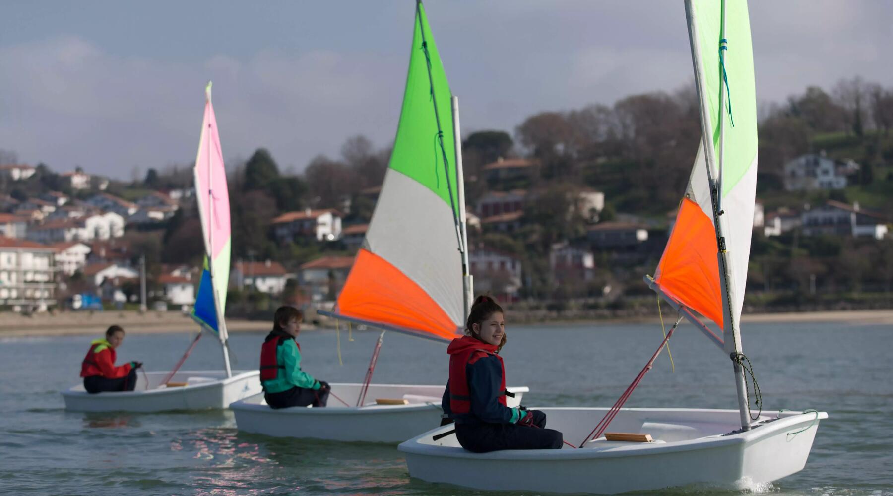 YELKEN SPORUNA YENİ BAŞLAYACAKLAR İÇİN ÖNERİLER