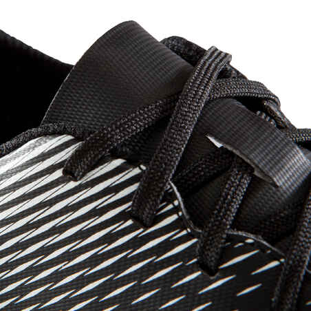 حذاء كرة قدم 100 FG للكبار لملاعب النجيل الطبيعي - لون أسود / أبيض