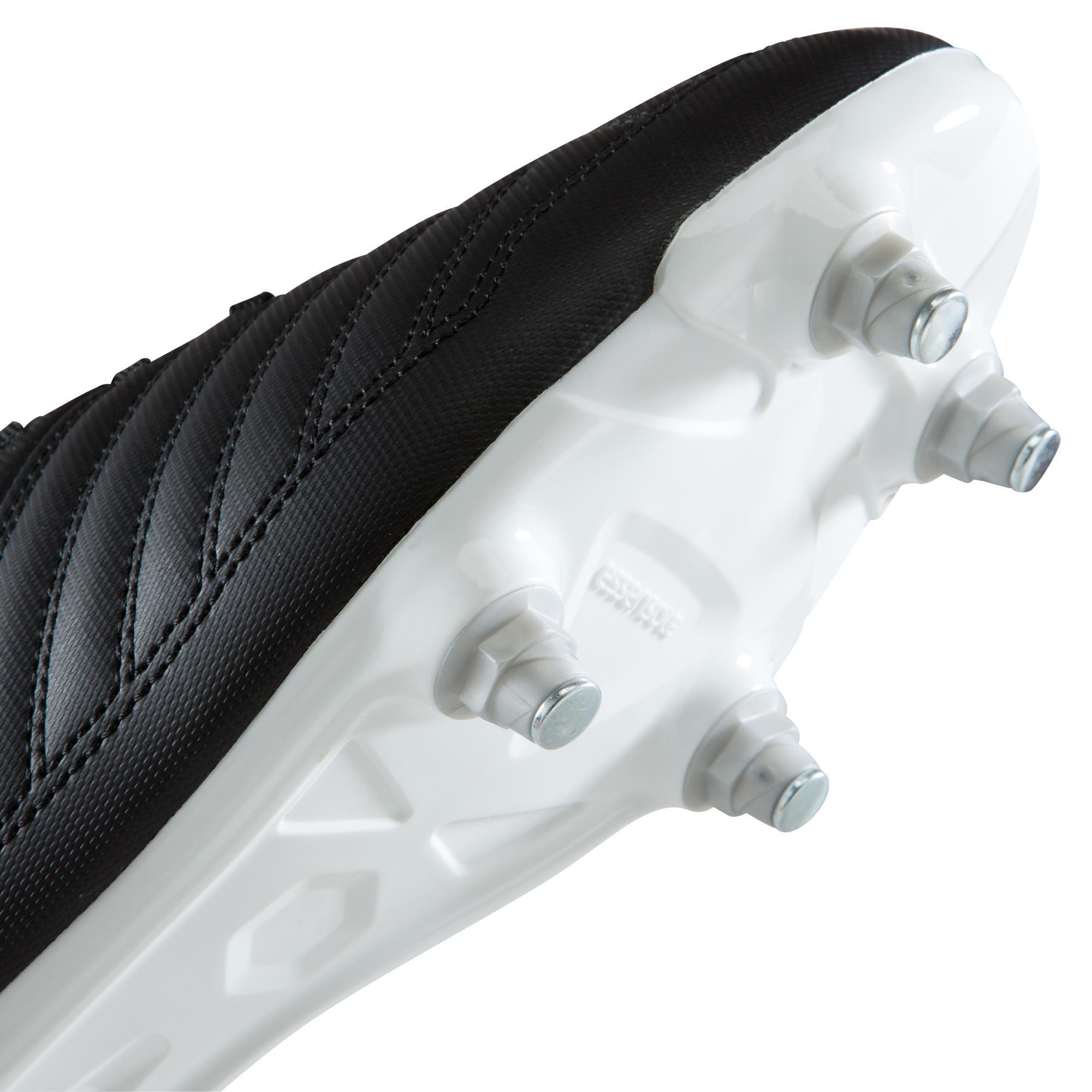 Agility 100 SG greasy pitch soccer boot for adults